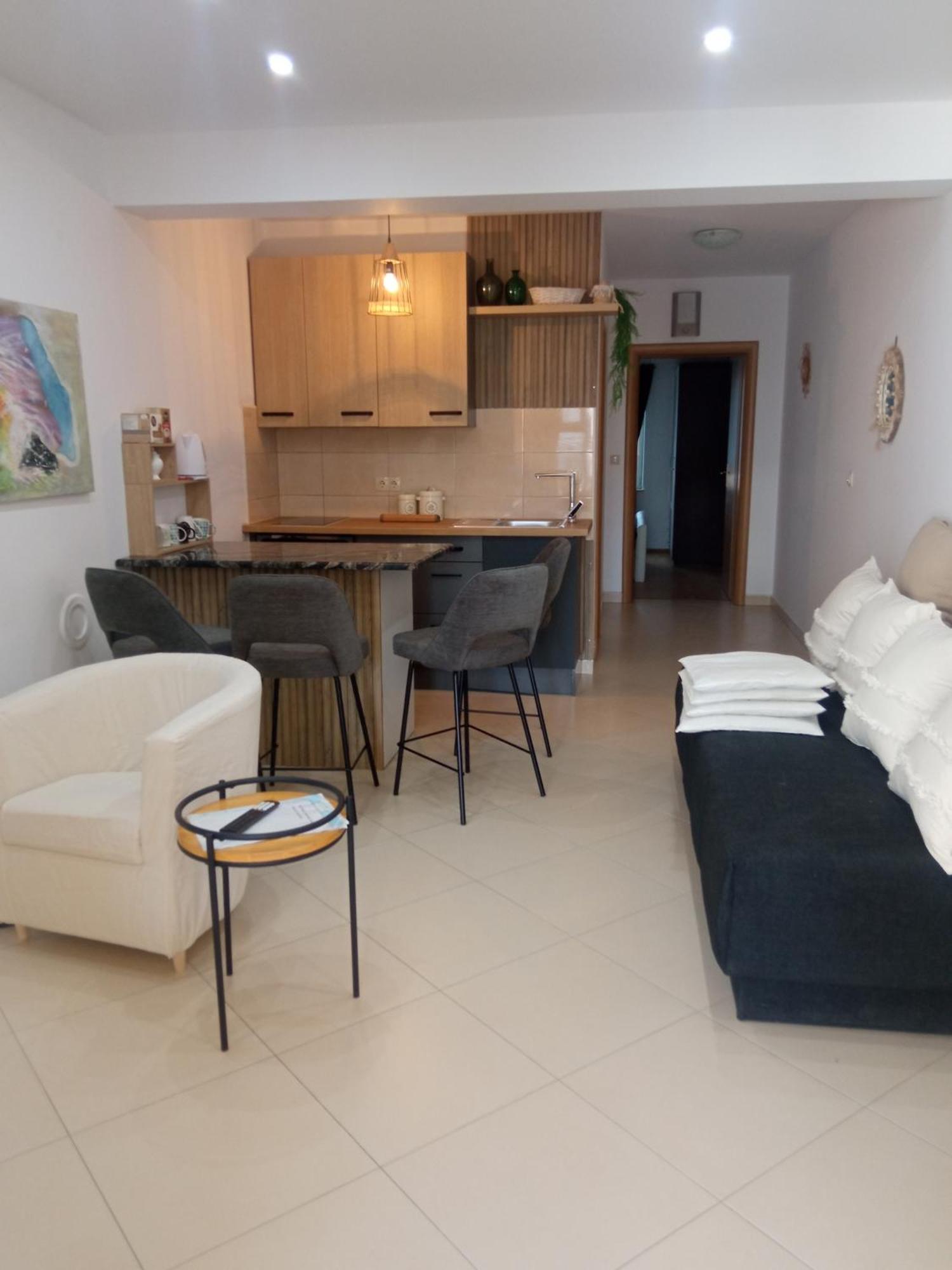 Apartments Tomic Vodice Exterior photo
